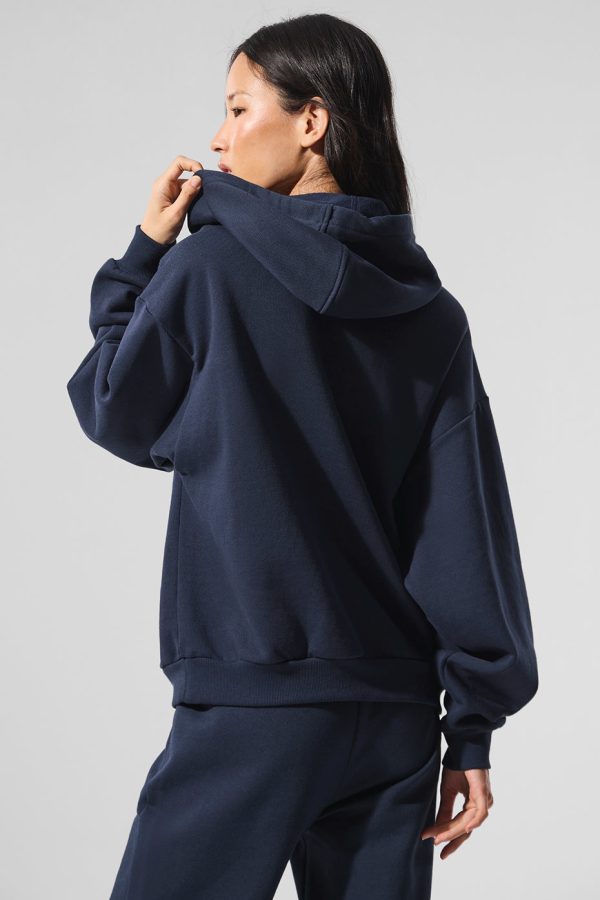 Accolade Hoodie – Navy