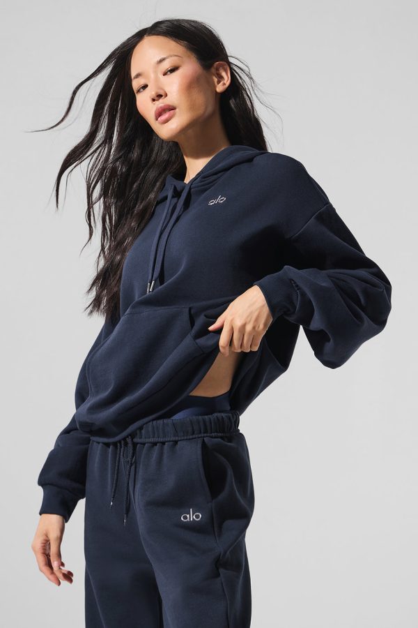 Accolade Hoodie – Navy