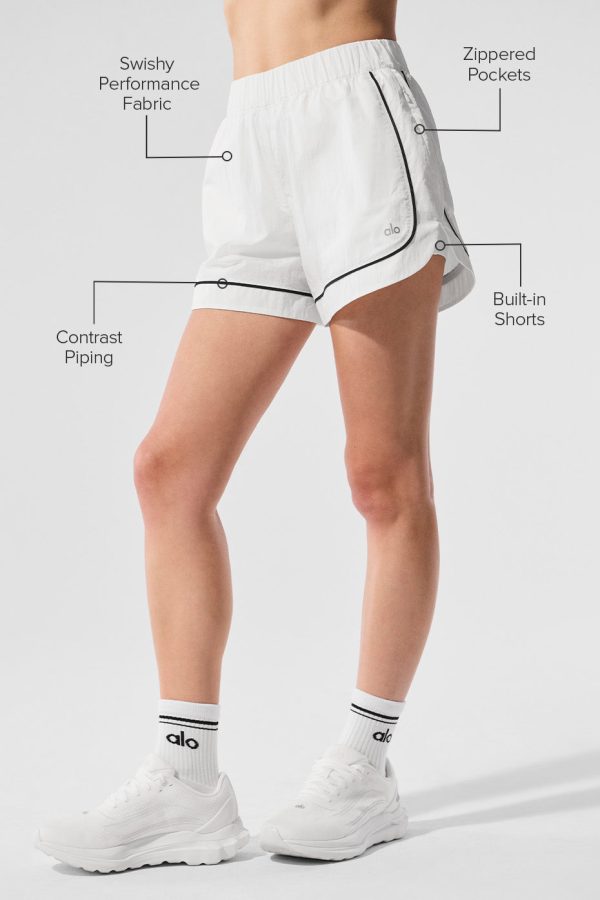 Motivate Track Short ?C White/Black